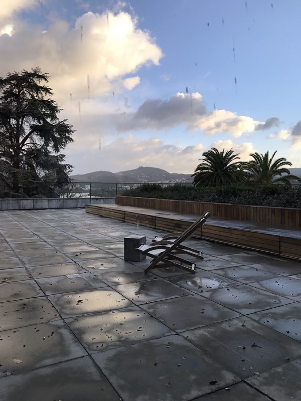 terrasse presque sous le soleil