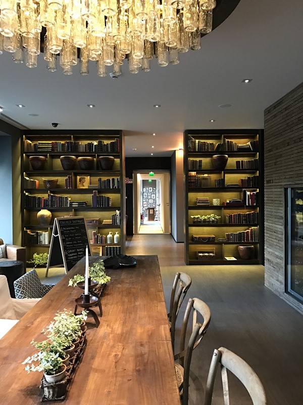 wine bar