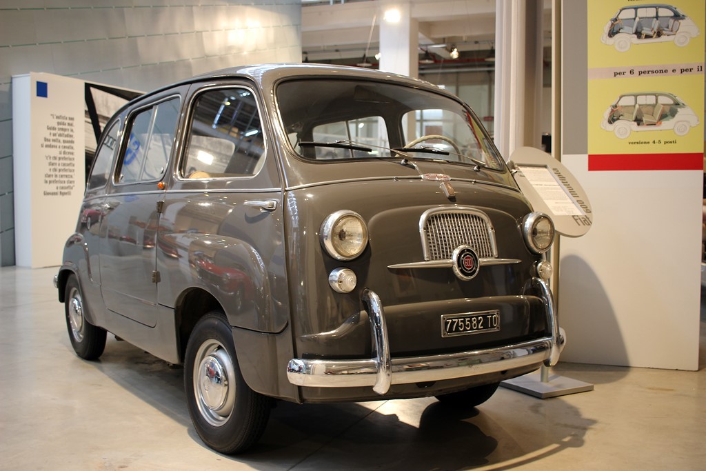 fiat 600 multipla centro storico